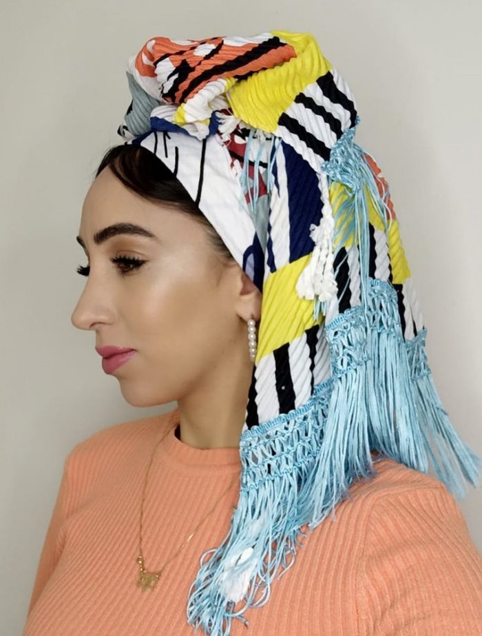 פרנז צבעונית תכלת, צהוב