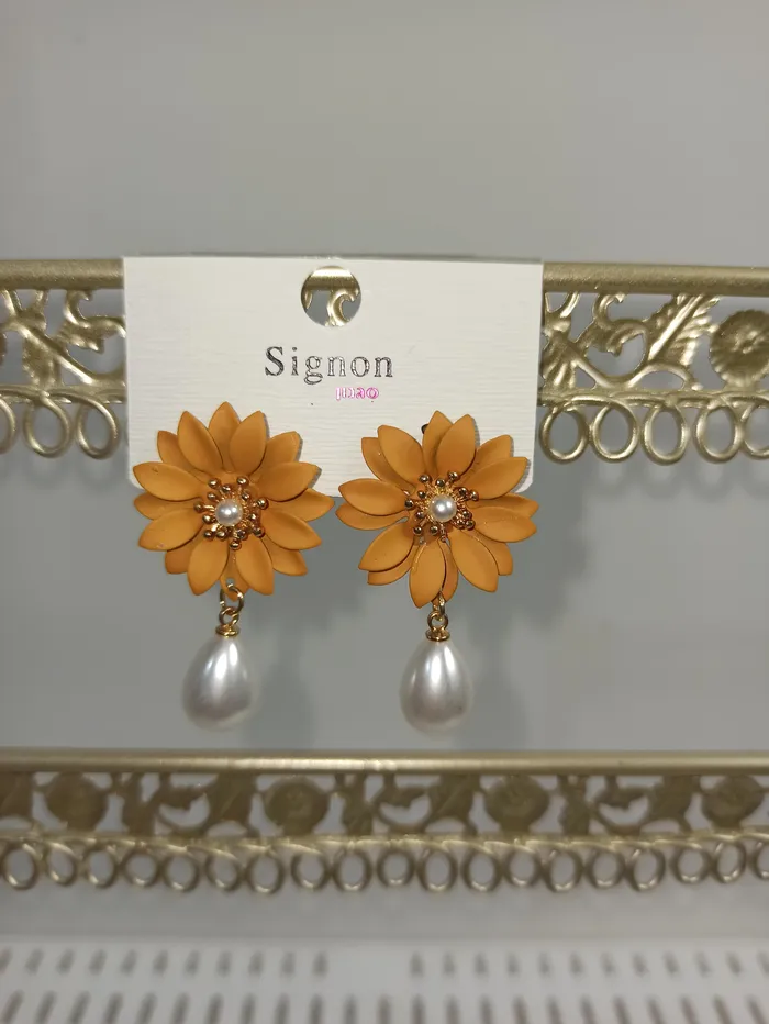 עגיל פרח דגם P.