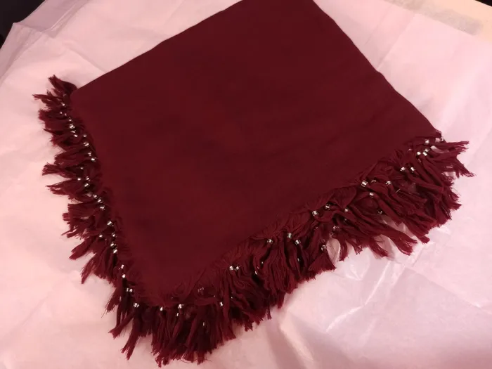 מרובעת יין דגם חרוז.