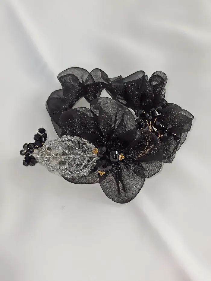 גומיה דגם ברקת.